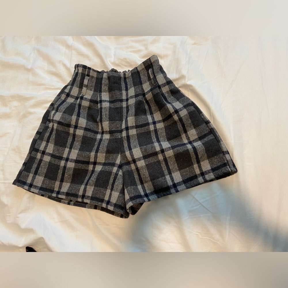 Earth Premium Label Japanese Design Shorts Wool Check Black Vintage Size S